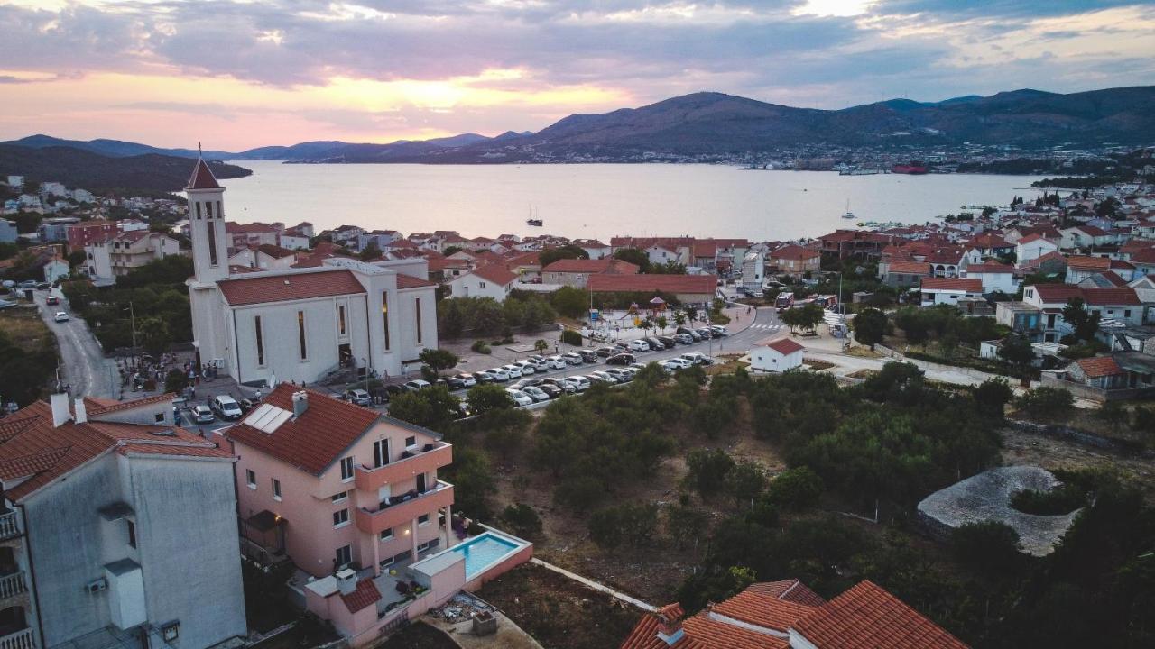Apartment Juric Trogir Exteriör bild