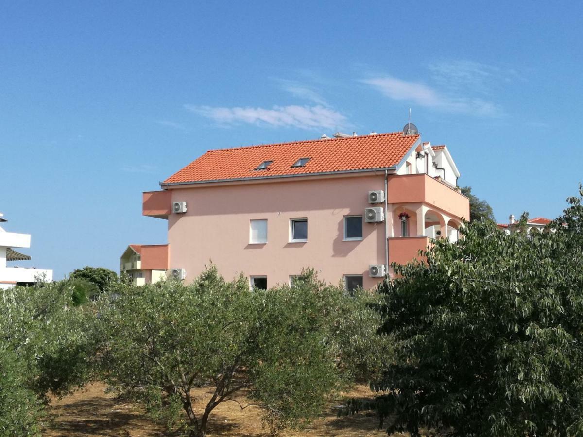Apartment Juric Trogir Exteriör bild