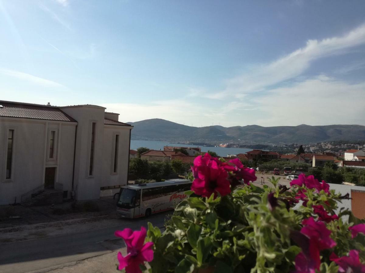 Apartment Juric Trogir Exteriör bild