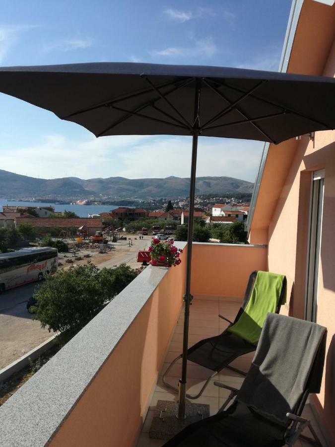 Apartment Juric Trogir Exteriör bild