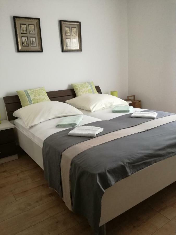 Apartment Juric Trogir Exteriör bild